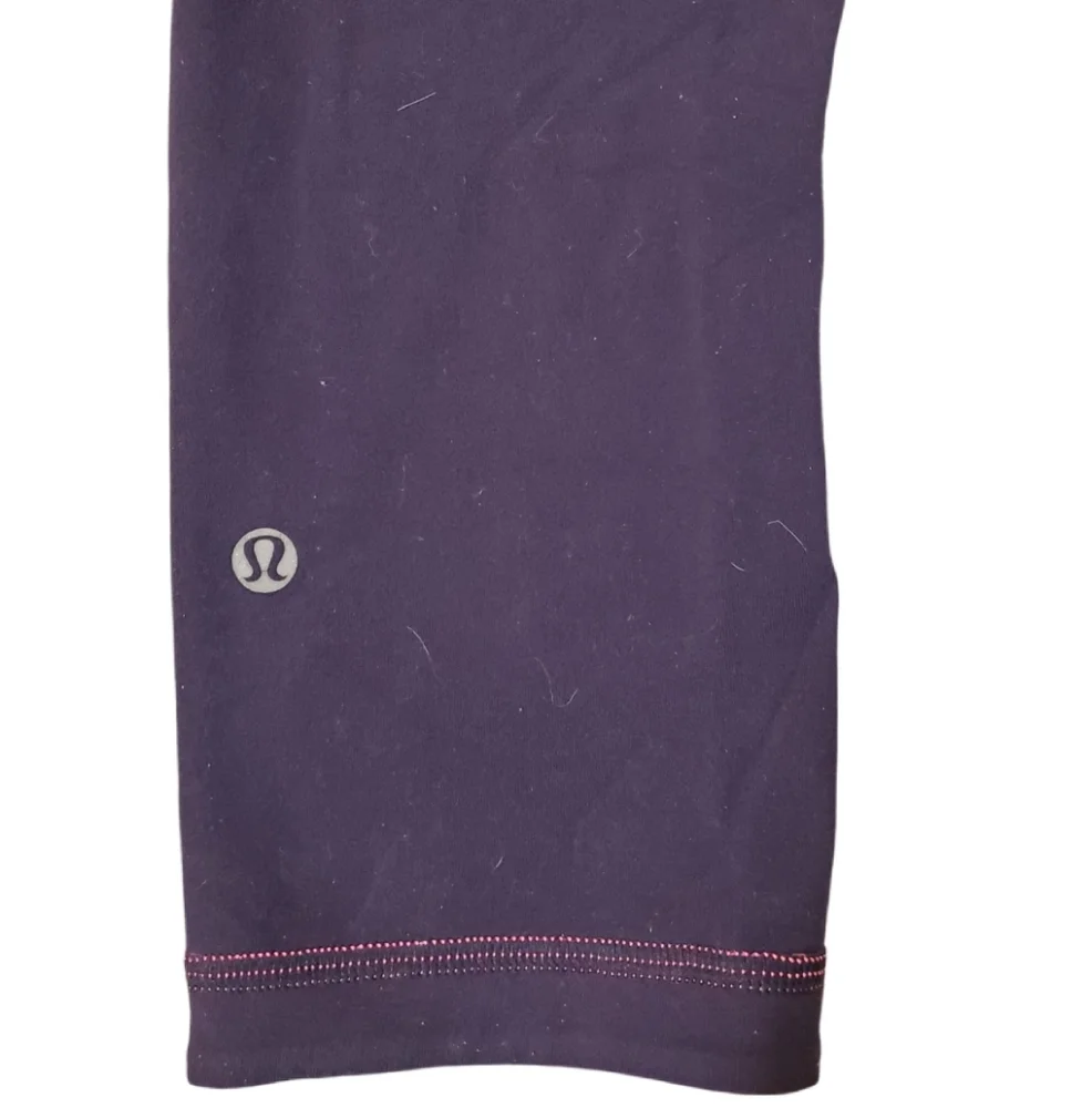 Lululemon Women's Purple Pink Reversible‎ Low Rise Wunder Under Crop Leggings 6